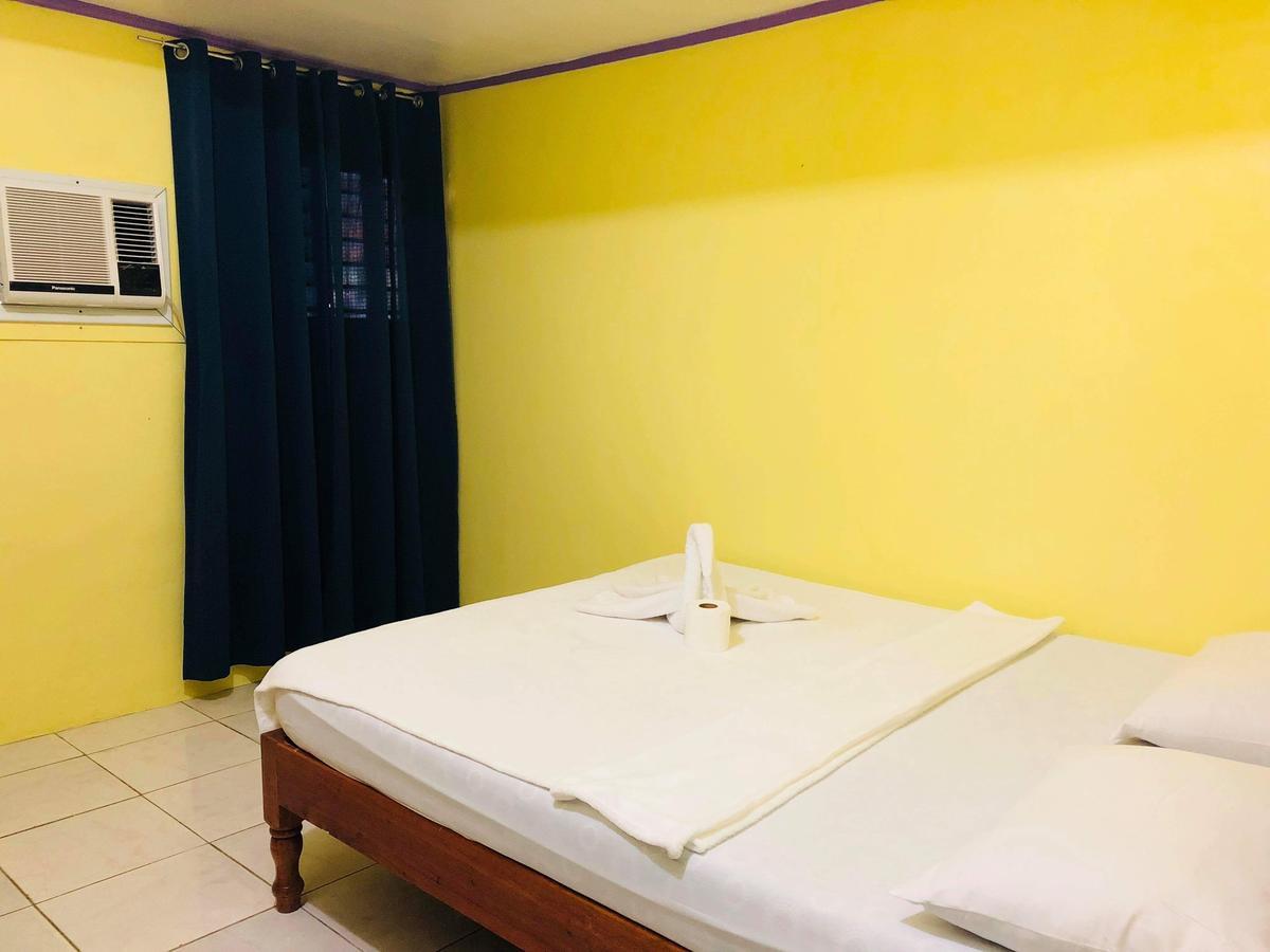Colors Boutique Hostel بويرتو برينسيسا المظهر الخارجي الصورة