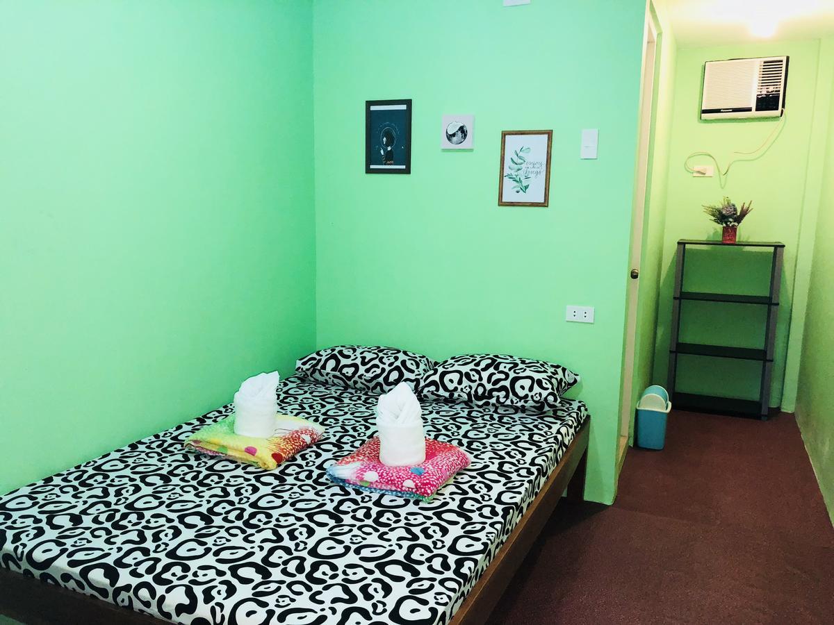 Colors Boutique Hostel بويرتو برينسيسا المظهر الخارجي الصورة