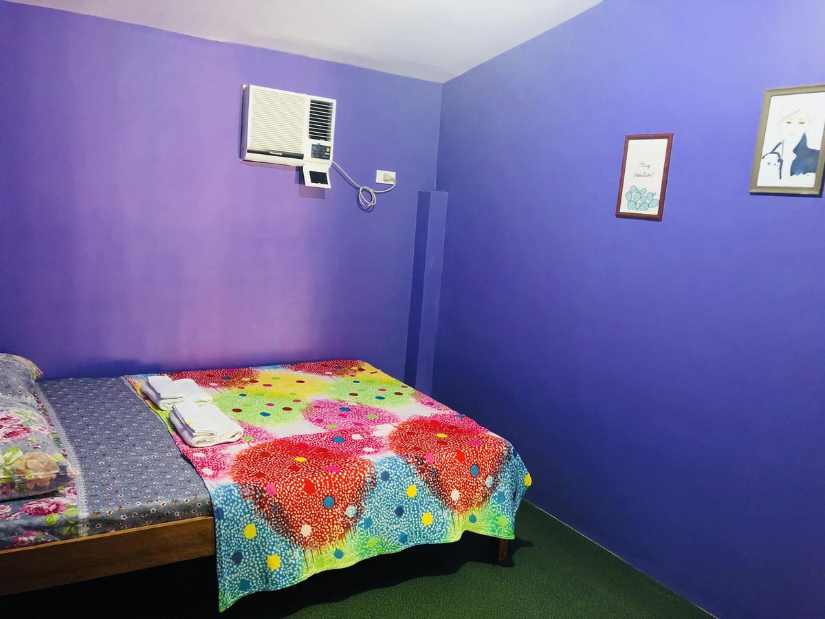 Colors Boutique Hostel بويرتو برينسيسا المظهر الخارجي الصورة