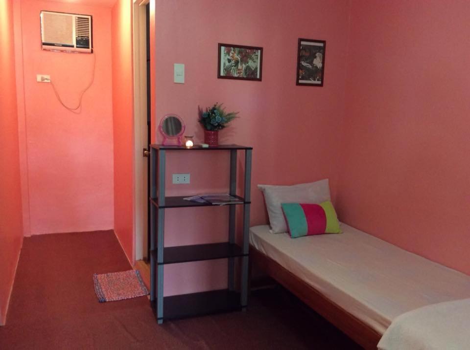Colors Boutique Hostel بويرتو برينسيسا المظهر الخارجي الصورة